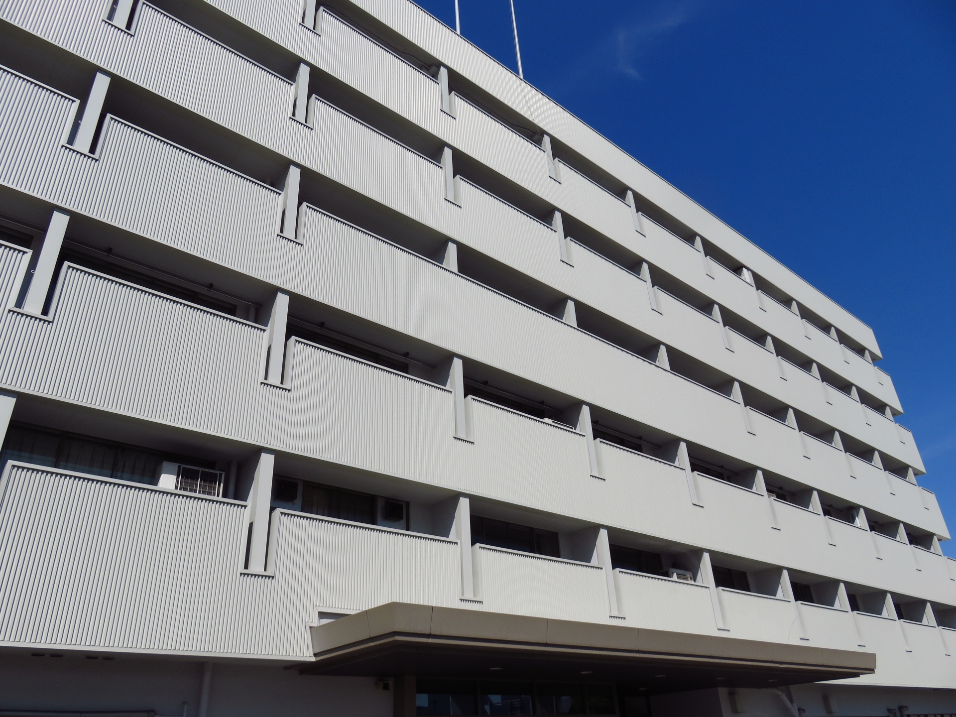 入退去時の原状回復、施設清掃・修繕工事など施設管理業務はオーツーサービスにお任せください